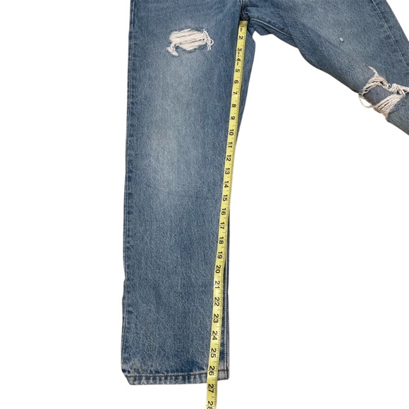 Levi’s 501 Light Wash Distressed Cropped Jeans Women’s 30x28 Straight Leg Denim - Picture 7 of 9
